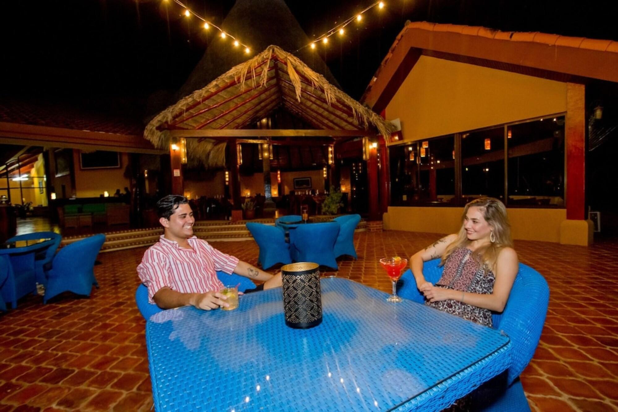 Papagayo Golden Palms Beachfront 4* Panamá