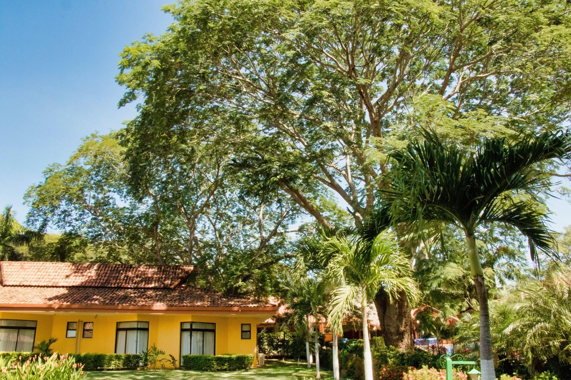 Papagayo Golden Palms Beachfront Hotel Panamá